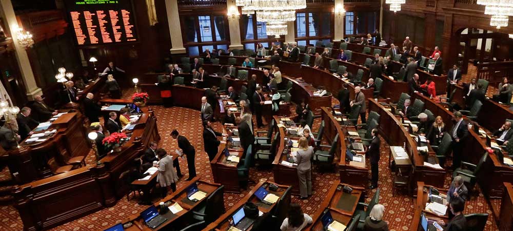 Illinois Passes Omnibus Gaming Bill, Includes Legal Sports Betting