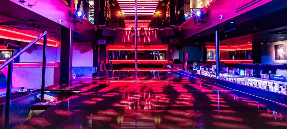 Strip Club Sportsbook at Cloakroom Headlines DC Addition