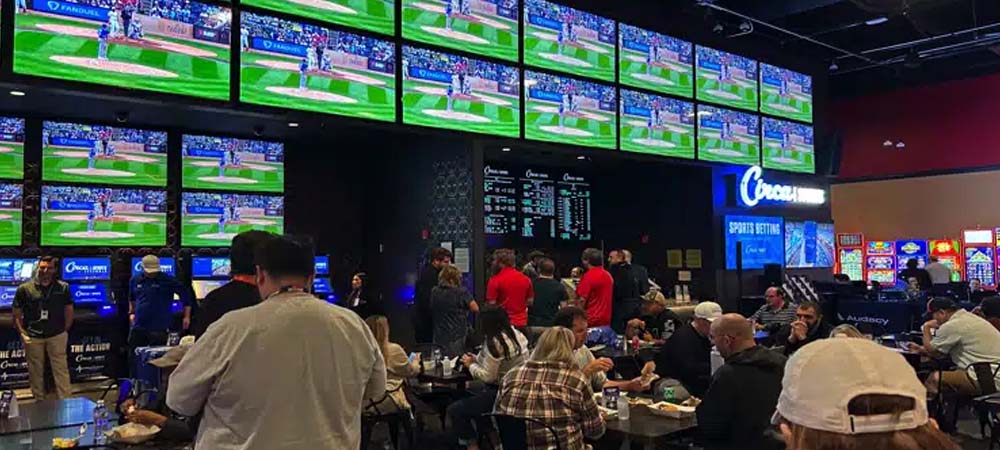 Illinois Hits $1B in Sports Betting Taxes, Michigan $100M