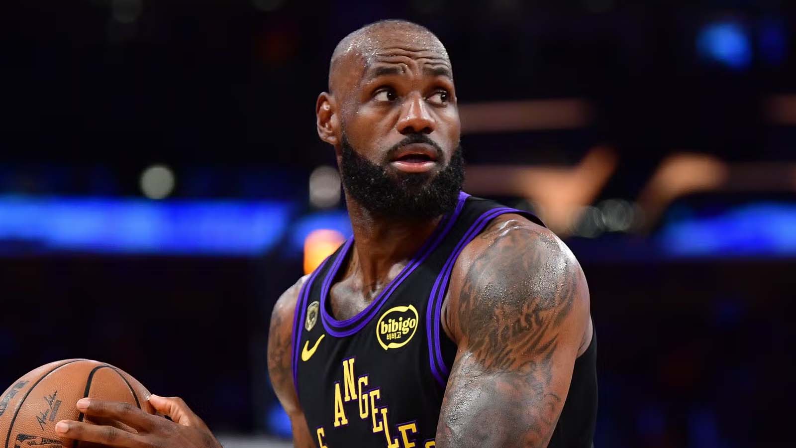 LeBron Next Team Odds: Warriors Heavily Favored At -300 1 LeBron Next Team Odds: Warriors Heavily Favored At -300