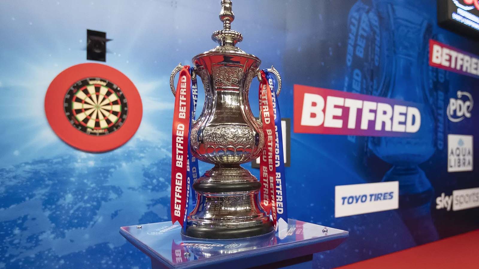 World Matchplay Darts Betting Preview, Littler Waits In Semis